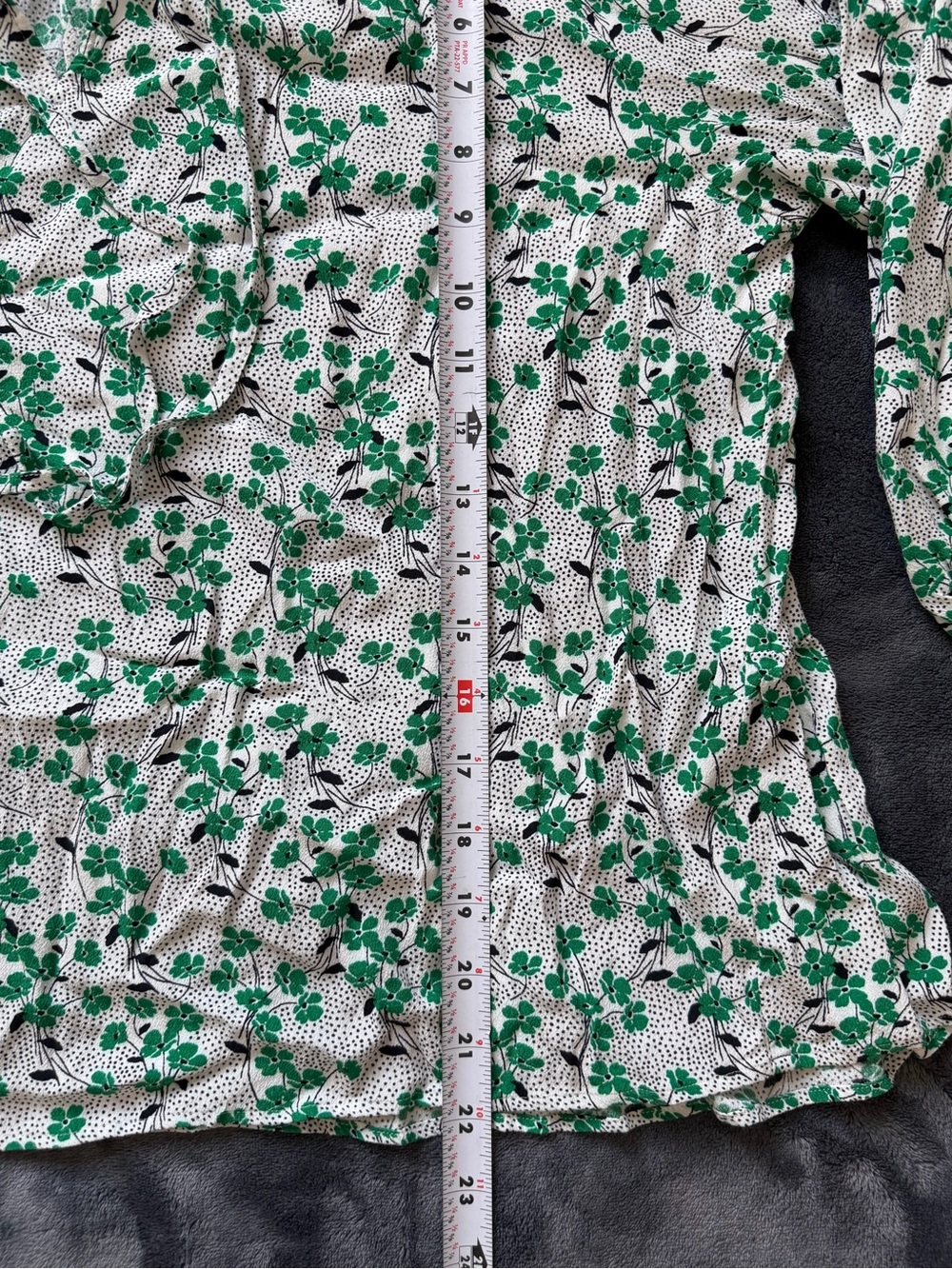 LOFT Clover Floral Ruffle Women's Blouse Green White Long Sleeve Size Large. - Picture 3 of 10